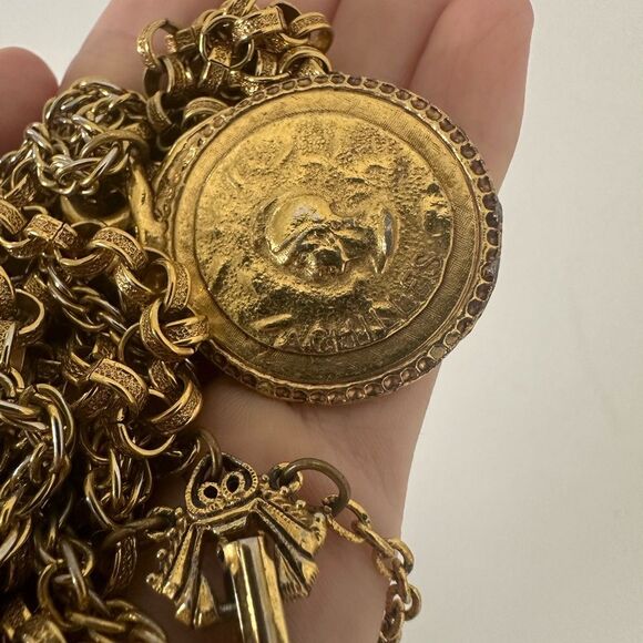 Vintage Layered Tri-Chain Florenzia Medallion Coin Neckalce - Picture 10 of 10